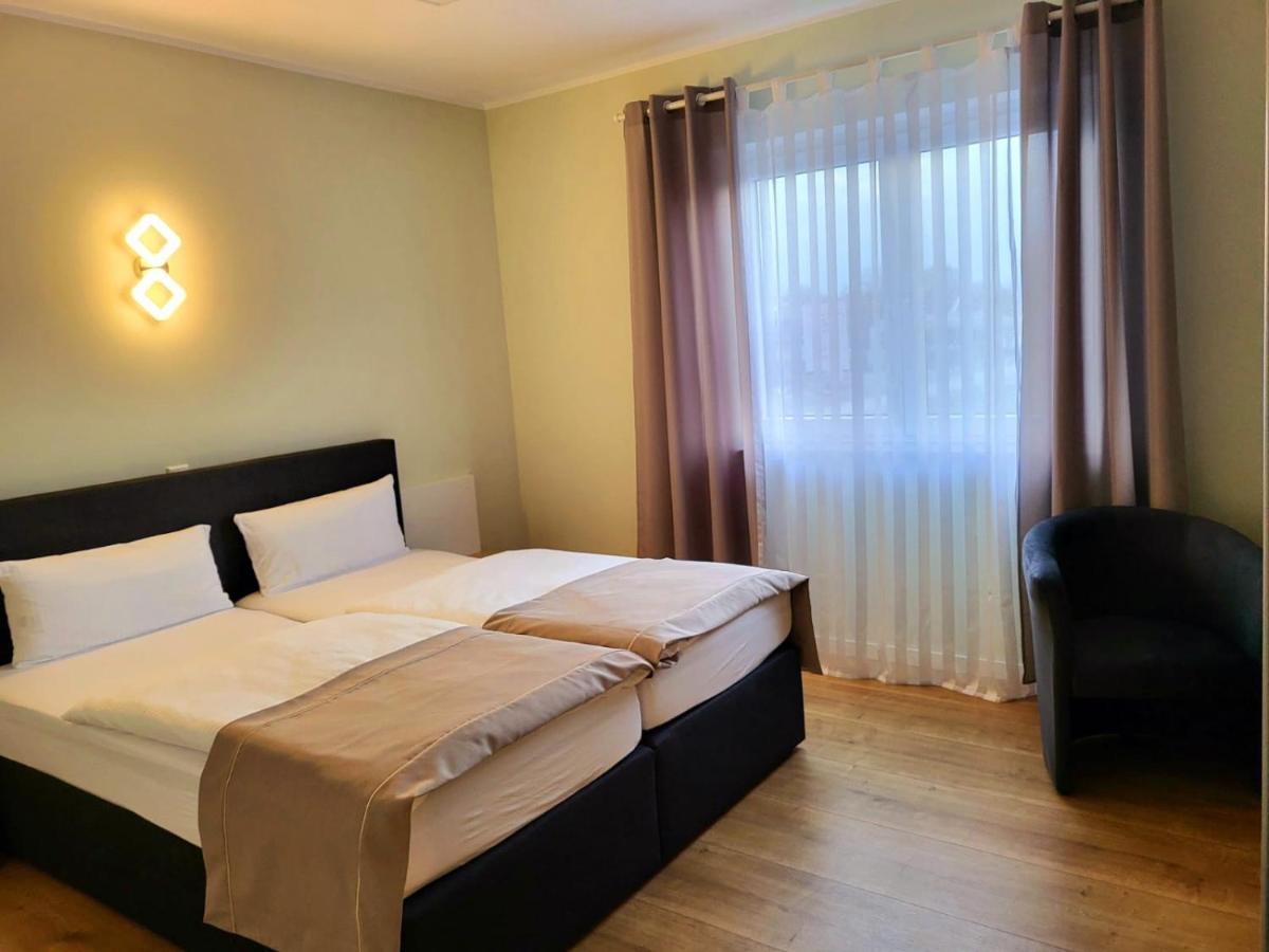 Lutz Motel Paderborn Eksteriør billede